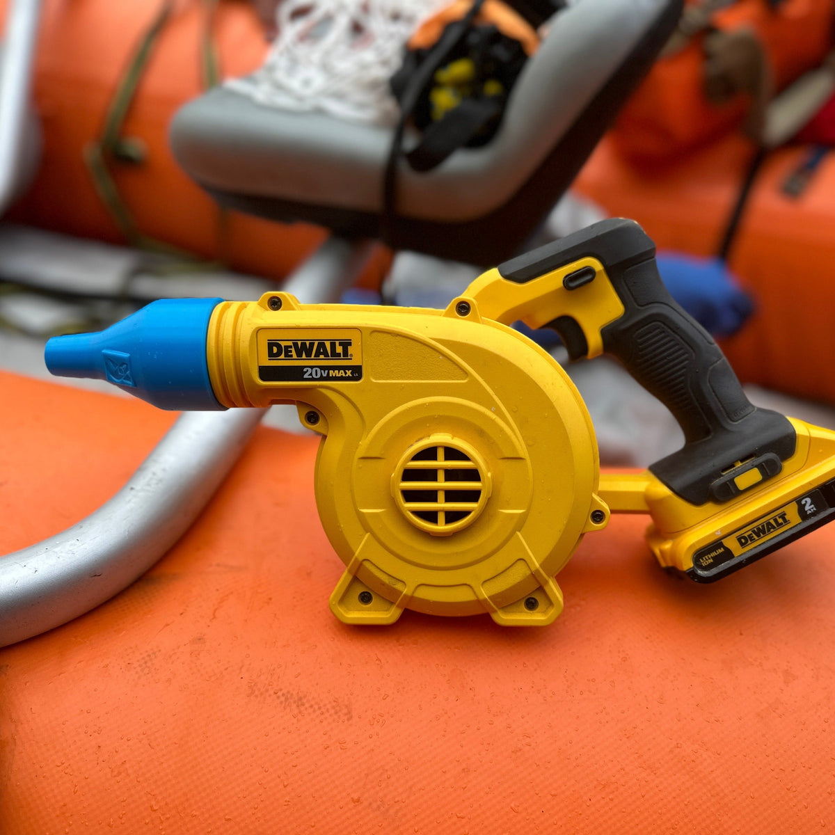 Adaptateur de souffleur DeWalt pour valves Leafield C7 et D7