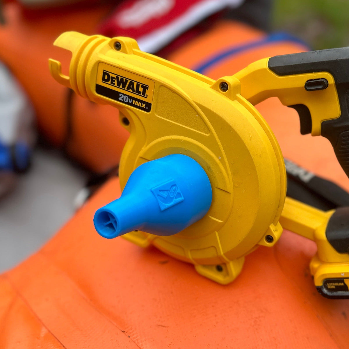 Adaptateur de souffleur DeWalt pour valves Leafield C7 et D7