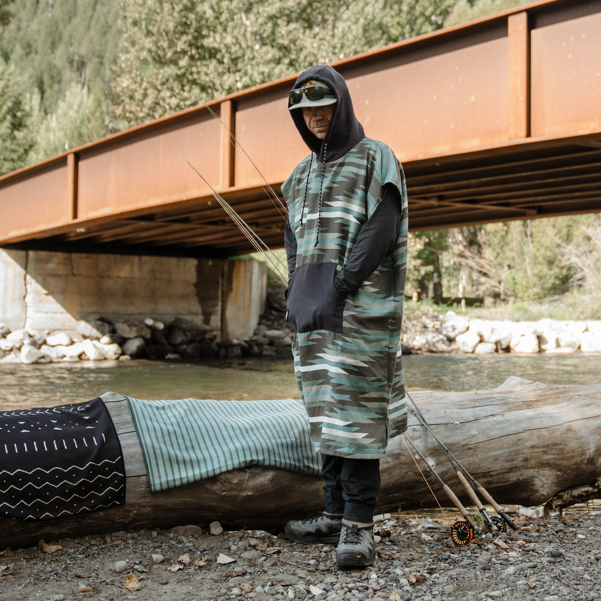 Nomadix - Changing Poncho: Jackson Green