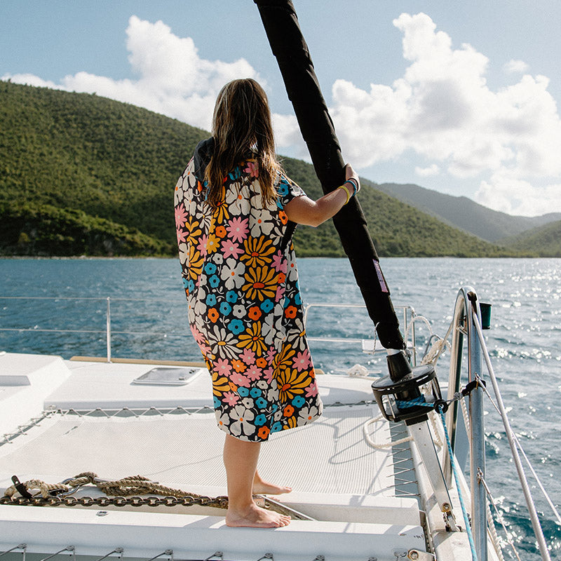 Changing Poncho: Hula Multi