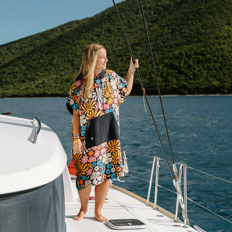 Changing Poncho: Hula Multi