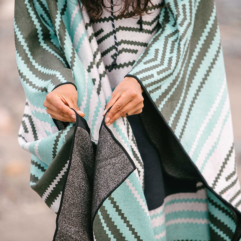 Poncho Towel: Baja Aqua