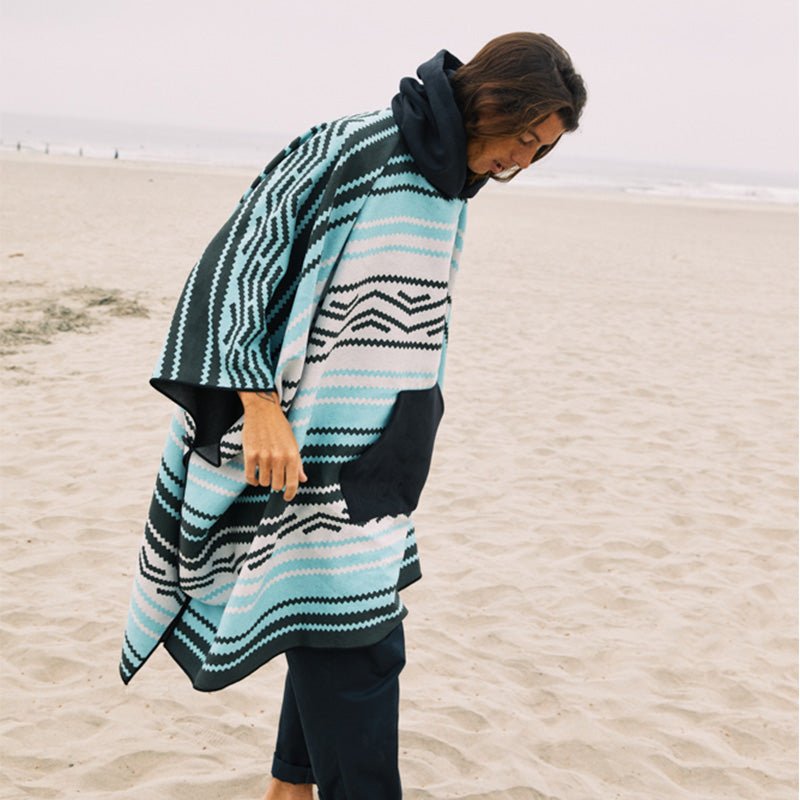 Nomadix - Poncho Towel: Baja Aqua
