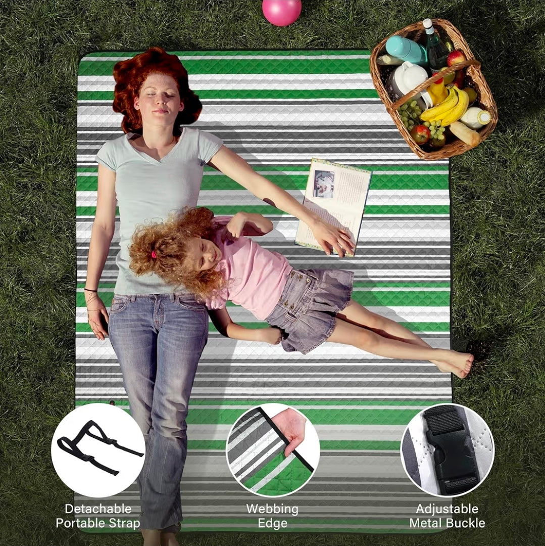 Large Picnic Blanket Outdoor 80”x60” Waterproof Picnic Mat Foldable 3-Layer Camping Blanket Portable with Carry Park Blanket for Grass(Green)