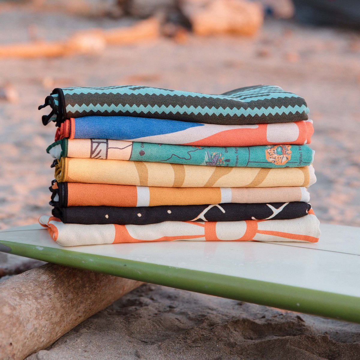 Car Seat Cover Towel: Stripes Retro