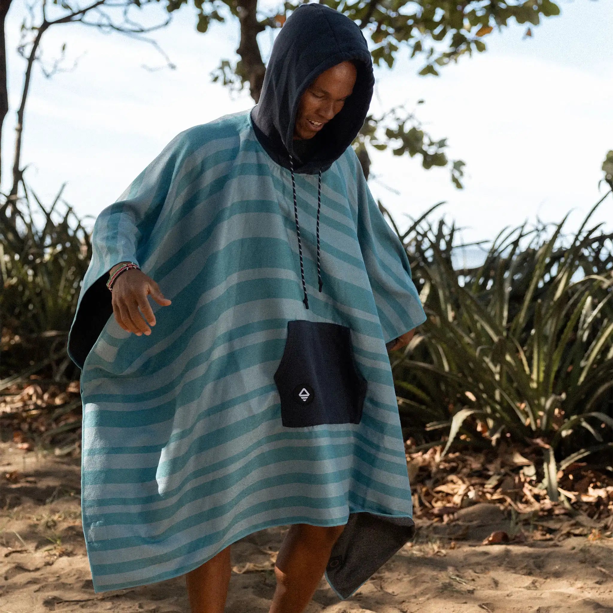 Poncho Towel: Sidewinder Agua