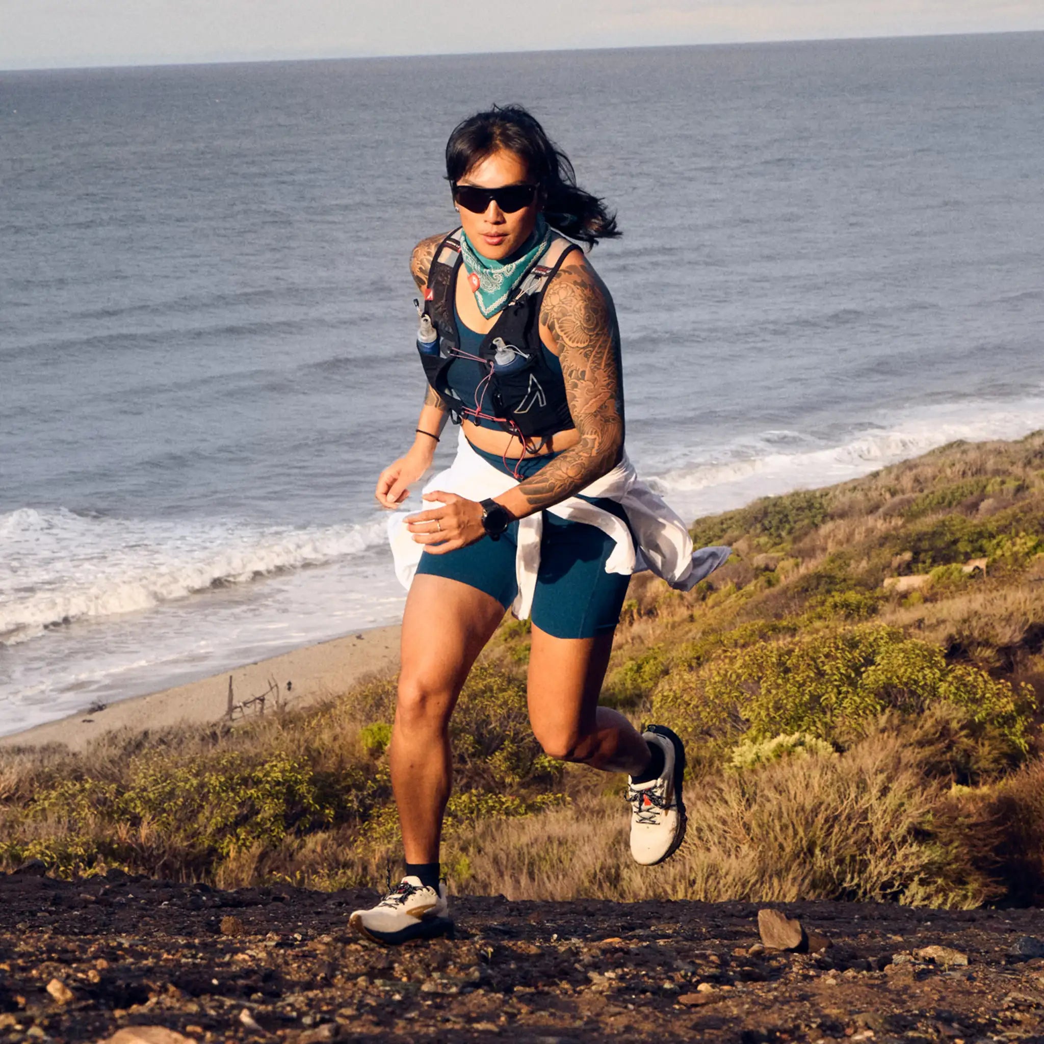 Bandana Towel: Paisley Teal Ocean (Nomadix x Brooks)