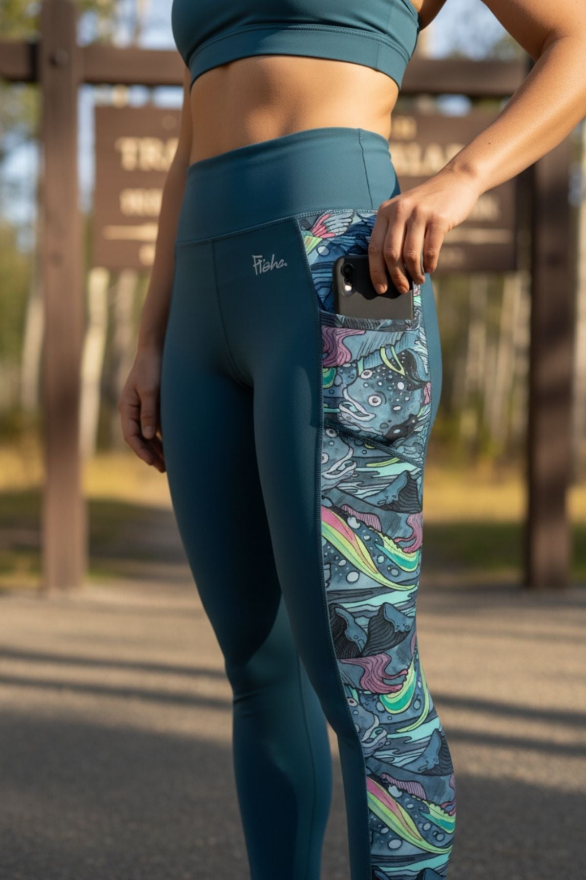 Fishe - HaliBorealis Pocket Leggings