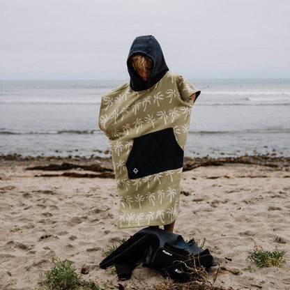 Kids Changing Poncho: Breezy Palms Olive
